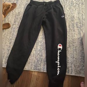 Champion kinda worn sweatpants